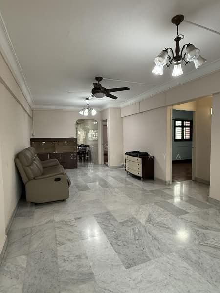 321 Ang Mo Kio Avenue 1, 321 Ang Mo Kio Avenue 1, 3 Bedrooms, 1,054 sqft, HDB Flat For Sale, by Alice Wijaya 黄雪莹, 500177072 - Living Room - PropertyGuru.com.sg