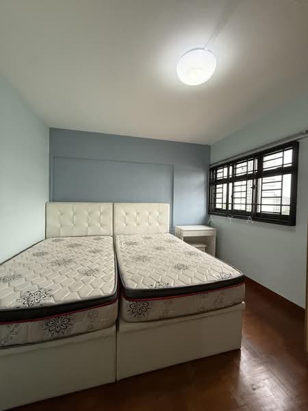 321 Ang Mo Kio Avenue 1, 321 Ang Mo Kio Avenue 1, 3 Bedrooms, 1,054 sqft, HDB Flat For Sale, by Alice Wijaya 黄雪莹, 500177072 - Bedroom - PropertyGuru.com.sg