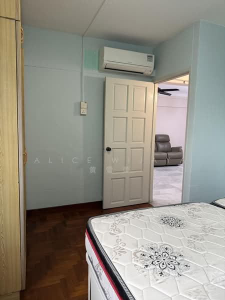321 Ang Mo Kio Avenue 1, 321 Ang Mo Kio Avenue 1, 3 Bedrooms, 1,054 sqft, HDB Flat For Sale, by Alice Wijaya 黄雪莹, 500177072 - Bedroom - PropertyGuru.com.sg