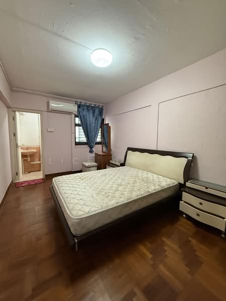 321 Ang Mo Kio Avenue 1, 321 Ang Mo Kio Avenue 1, 3 Bedrooms, 1,054 sqft, HDB Flat For Sale, by Alice Wijaya 黄雪莹, 500177072 - Bedroom - PropertyGuru.com.sg