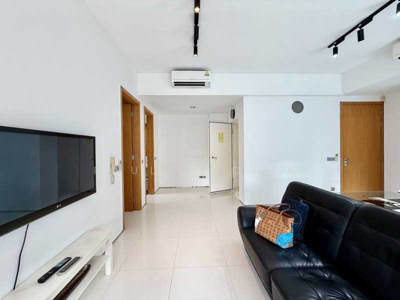 Lumiere, 2 Mistri Road, 1 Bedroom, 678 sqft, Apartment For Rent, by Pauline Chia, 500177077 - Living Room - PropertyGuru.com.sg