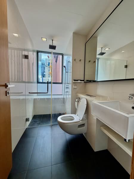 Lumiere, 2 Mistri Road, 1 Bedroom, 678 sqft, Apartment For Rent, by Pauline Chia, 500177077 - Bathroom - PropertyGuru.com.sg