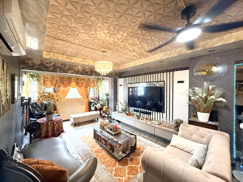 533 Woodlands Drive 14, 533 Woodlands Drive 14, 3 Bedrooms, 1,345 sqft, HDB Flat For Sale, by Elgin Tan, 500177078 - Living Room - PropertyGuru.com.sg