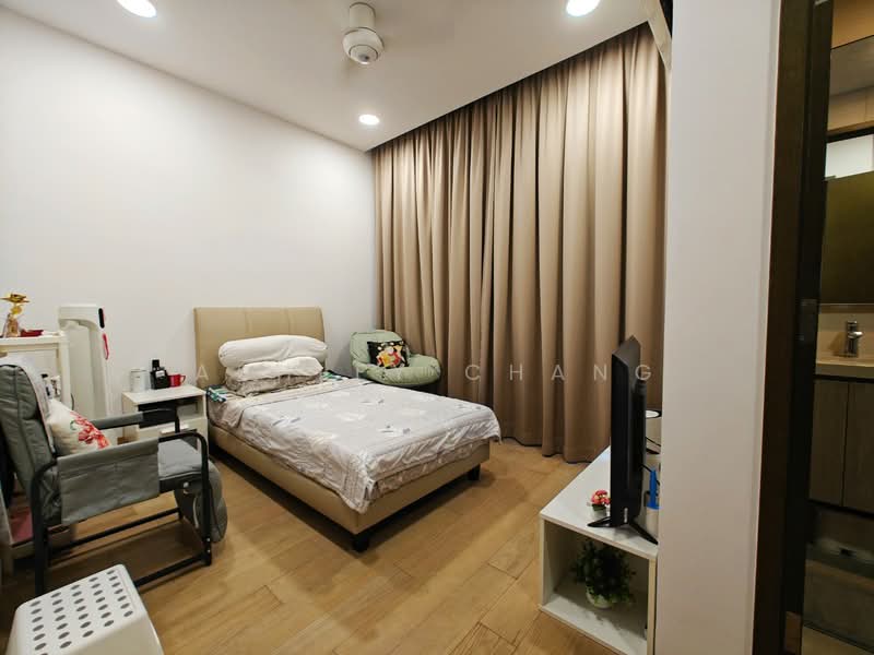 Parkwood Collection, Lorong 1 Realty Park, 6 Bedrooms, 4,510 sqft, Semi-Detached House For Sale, by Ashley Chang, 500177082 - Bedroom - PropertyGuru.com.sg