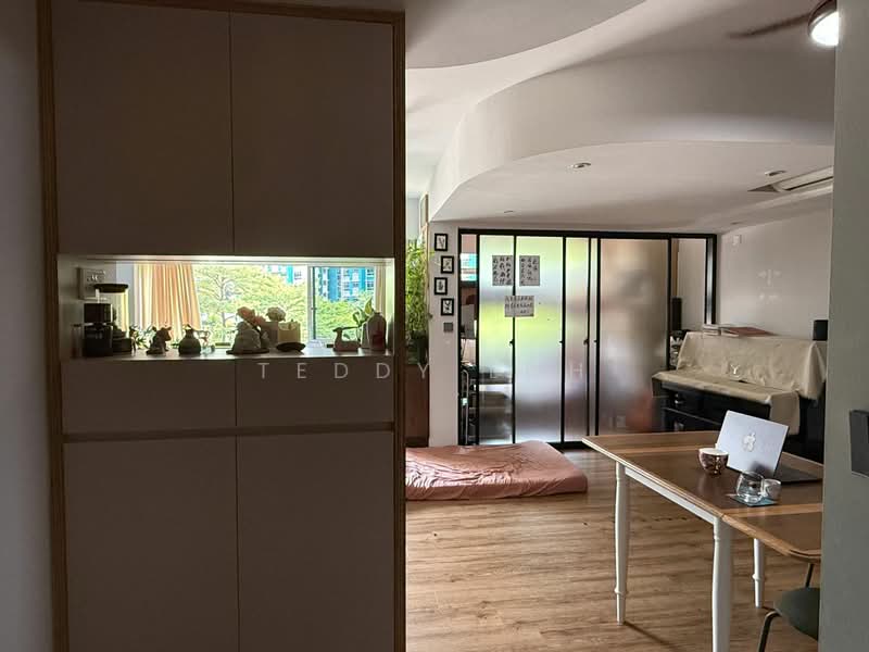 571B Woodlands Avenue 1, 571B Woodlands Avenue 1, 3 Bedrooms, 990 sqft, HDB Flat For Sale, by Teddy Loh, 500177086 - Living Room - PropertyGuru.com.sg