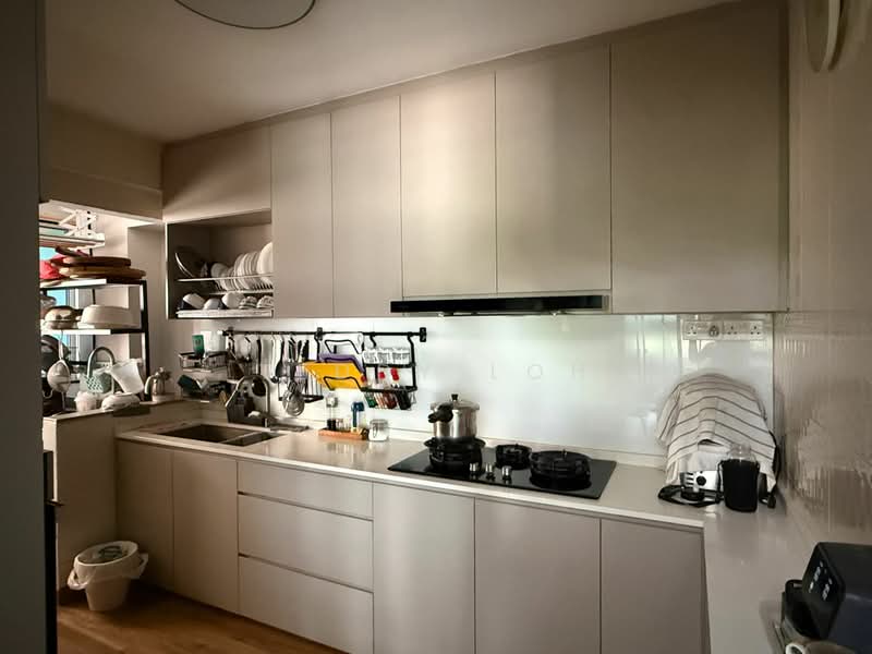 571B Woodlands Avenue 1, 571B Woodlands Avenue 1, 3 Bedrooms, 990 sqft, HDB Flat For Sale, by Teddy Loh, 500177086 - Kitchen - PropertyGuru.com.sg