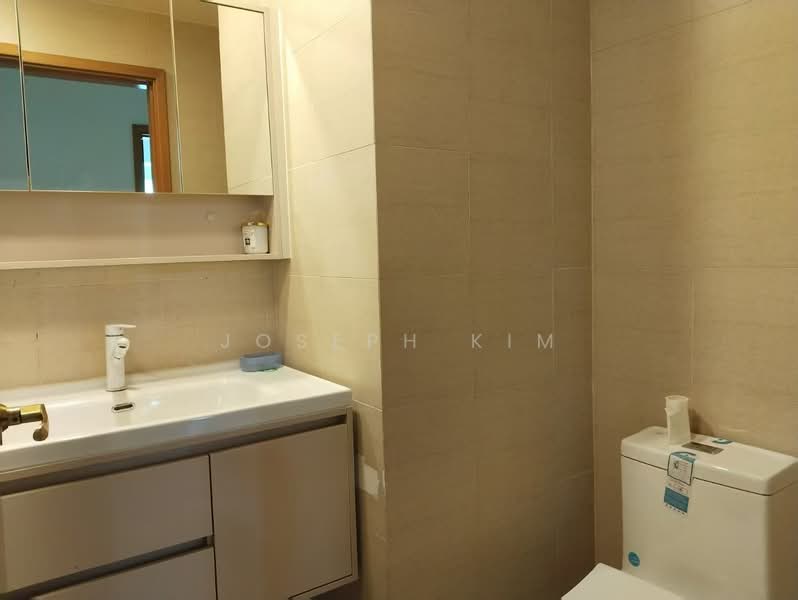 The Quintet, 36 Choa Chu Kang Street 64, Room Rental, 120 sqft, Condominium For Rent, by Joseph Kim, 500177098 - Bathroom - PropertyGuru.com.sg