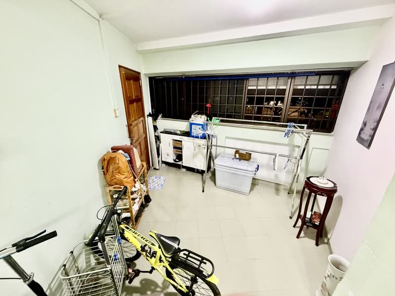 753 Yishun Street 72, 753 Yishun Street 72, 3 Bedrooms, 871 sqft, HDB Flat For Sale, by Kelvin Poh, 500177106 - Balcony - PropertyGuru.com.sg