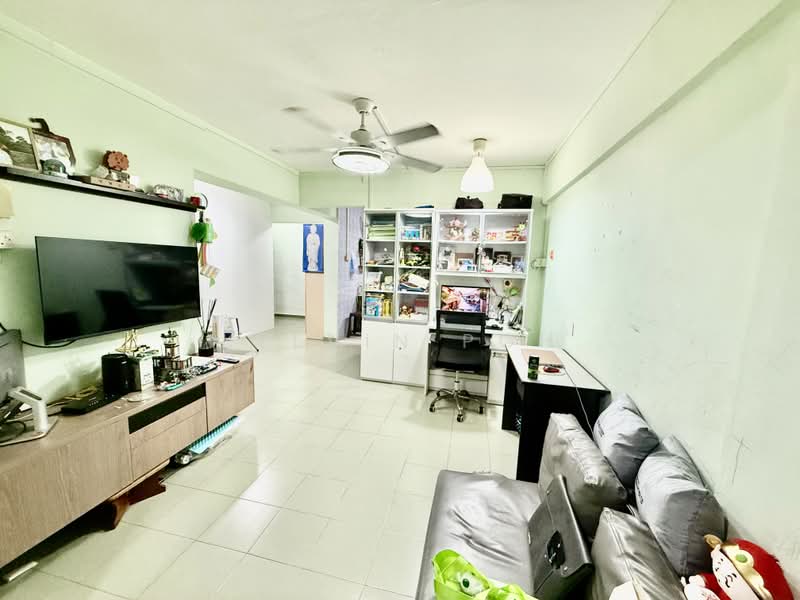753 Yishun Street 72, 753 Yishun Street 72, 3 Bedrooms, 871 sqft, HDB Flat For Sale, by Kelvin Poh, 500177106 - Living Room - PropertyGuru.com.sg