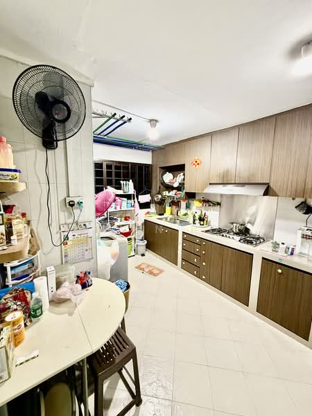 753 Yishun Street 72, 753 Yishun Street 72, 3 Bedrooms, 871 sqft, HDB Flat For Sale, by Kelvin Poh, 500177106 - Kitchen - PropertyGuru.com.sg