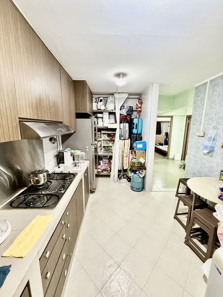 753 Yishun Street 72, 753 Yishun Street 72, 3 Bedrooms, 871 sqft, HDB Flat For Sale, by Kelvin Poh, 500177106 - Kitchen - PropertyGuru.com.sg