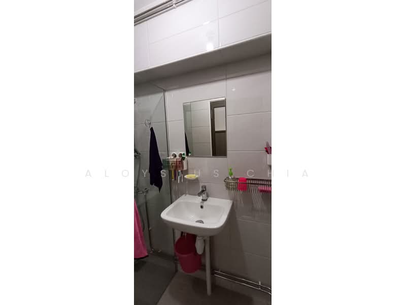 253A Ang Mo Kio Street 21, 253A Ang Mo Kio Street 21, Room Rental, 120 sqft, HDB Flat For Rent, by Aloysius Chia, 500177109 - Bathroom - PropertyGuru.com.sg