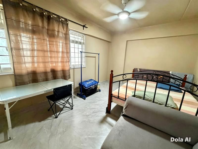 330 Yishun Ring Road, 330 Yishun Ring Road, 3 Bedrooms, 1,162 sqft, HDB Flat For Sale, by Raymond Foo, 500177111 - Bedroom - PropertyGuru.com.sg