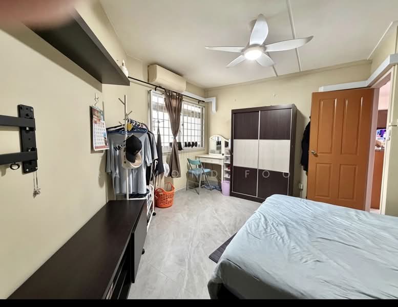 330 Yishun Ring Road, 330 Yishun Ring Road, 3 Bedrooms, 1,162 sqft, HDB Flat For Sale, by Raymond Foo, 500177111 - Bedroom - PropertyGuru.com.sg