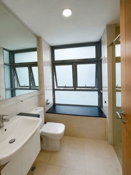 The Infiniti, 39A West Coast Park, 4 Bedrooms, 1,367 sqft, Condominium For Rent, by Lionel Mai, 500177116 - Bathroom - PropertyGuru.com.sg