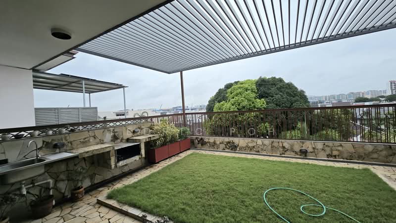 FOR SALE: Serangoon Garden Detached House, , 4 Bedrooms, 6,000 sqft, Detached House For Sale, by Tedric Poh, 500177154 - BBQ pit - PropertyGuru.com.sg