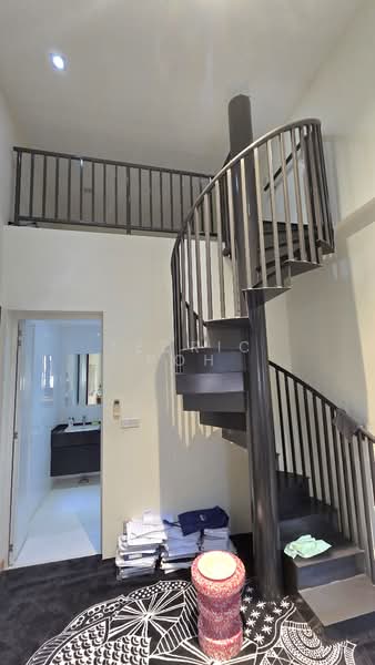 FOR SALE: Serangoon Gardens Detached House, , 5 Bedrooms, 6,000 sqft, Detached House For Sale, by Tedric Poh, 500177154 - Bathroom - PropertyGuru.com.sg