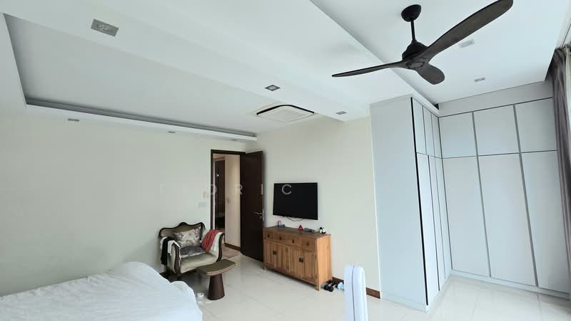 FOR SALE: Serangoon Gardens Detached House, , 5 Bedrooms, 6,000 sqft, Detached House For Sale, by Tedric Poh, 500177154 - Bedroom - PropertyGuru.com.sg