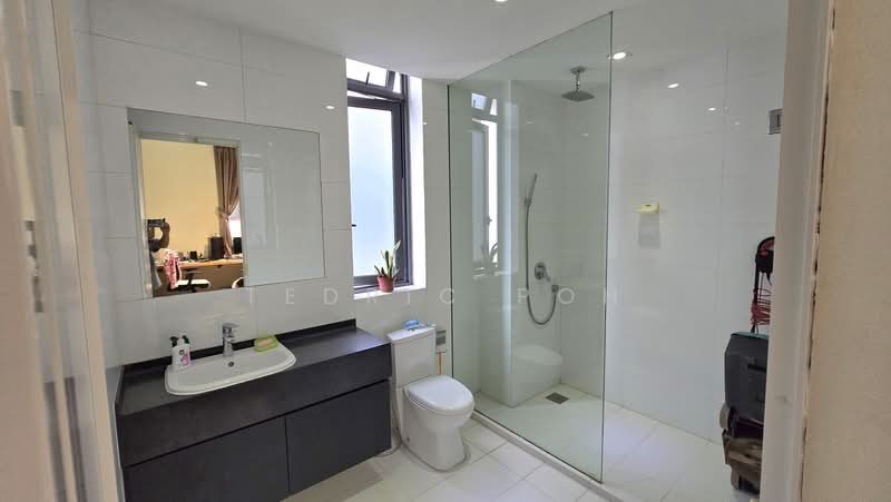 FOR SALE: Serangoon Gardens Detached House, , 5 Bedrooms, 6,000 sqft, Detached House For Sale, by Tedric Poh, 500177154 - PropertyGuru.com.sg