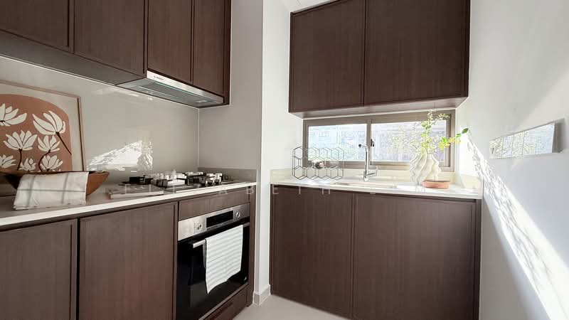 3B2B priced $201X PSF⭐️999yrs⭐️D19⭐️landed enclave⭐️Serangoon/Kovan, Jansen road, Hougang / Punggol / Sengkang, 3 Bedrooms, 1,012 sqft, Apartment For Sale, by Elizabeth Lim, 500177159 - Kitchen - PropertyGuru.com.sg