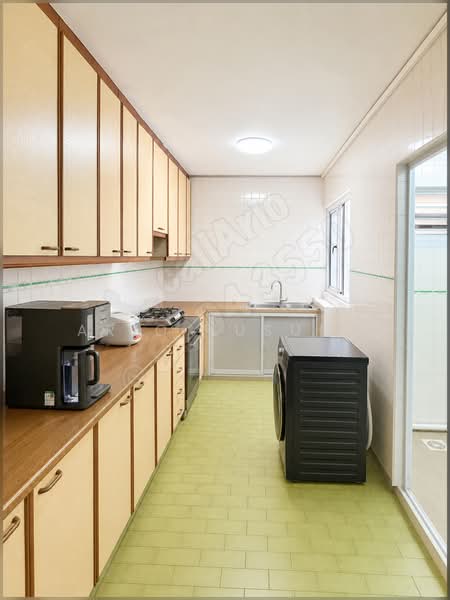 128 Bishan Street 12, 128 Bishan Street 12, 3 Bedrooms, 1,302 sqft, HDB Flat For Sale, by Ario Kusumo, 500177160 - Kitchen - PropertyGuru.com.sg