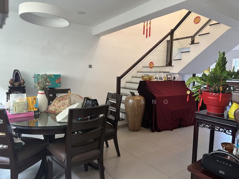 317 Serangoon Avenue 2, 317 Serangoon Avenue 2, 3 Bedrooms, 1,625 sqft, HDB Flat For Sale, by Wendy Tang, 500177164 - Dining Room - PropertyGuru.com.sg