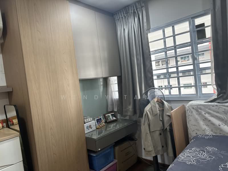 317 Serangoon Avenue 2, 317 Serangoon Avenue 2, 3 Bedrooms, 1,625 sqft, HDB Flat For Sale, by Wendy Tang, 500177164 - Bedroom - PropertyGuru.com.sg