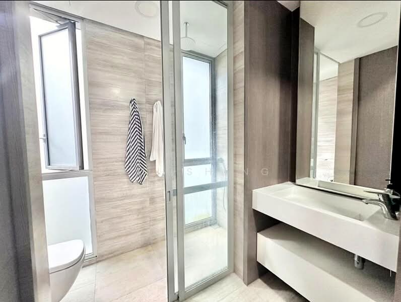 Seletar Park Residence, 21 Seletar Road, 2 Bedrooms, 840 sqft, Condominium For Rent, by Zhi Sheng, 500177195 - Bathroom - PropertyGuru.com.sg
