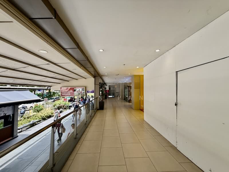☎️L1 Retail/F&B Space @ Orchard | Main Road/Taxi Stand Facing | High Footfall, , 884 sqft, Food & Beverage For Rent, by Sean Pang, 500177201 - Corridor - CommercialGuru.com.sg