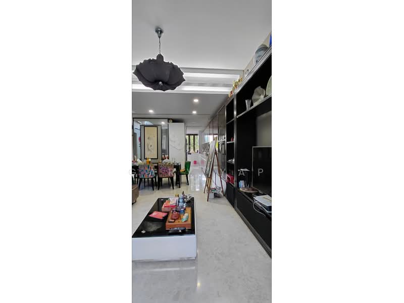 Jardin, 966 Dunearn Road, 4 Bedrooms, 1,787 sqft, Condominium For Sale, by Gary Yap, 500177204 - Living Room - PropertyGuru.com.sg