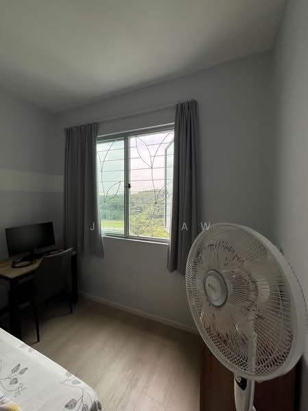 Guilin View, 26 Bukit Batok Street 52, 3 Bedrooms, 1,259 sqft, Condominium For Rent, by Jon Law, 500177211 - Study - PropertyGuru.com.sg