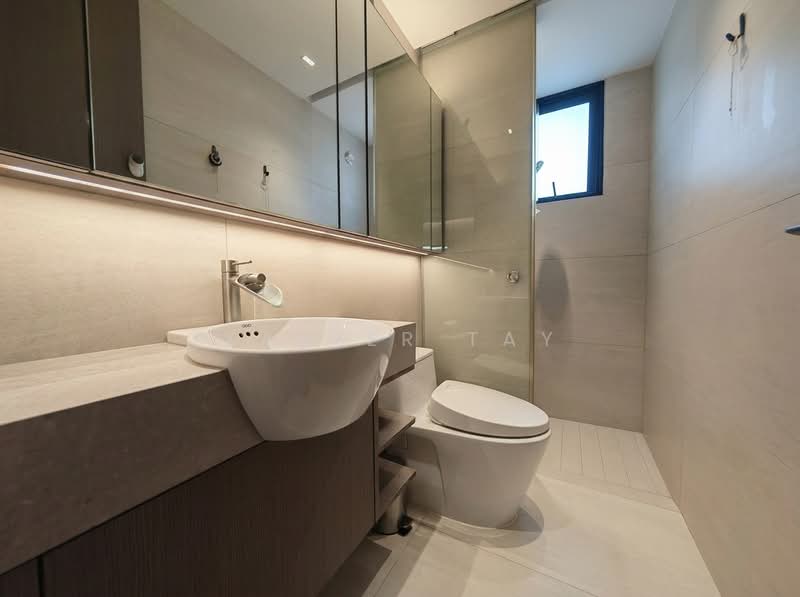 Tanglin View, 152 Prince Charles Crescent, 3 Bedrooms, 1,152 sqft, Condominium For Sale, by Xavier Tay, 500177217 - Bathroom - PropertyGuru.com.sg