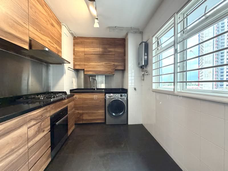 2B Upper Boon Keng Road, 2B Upper Boon Keng Road, 3 Bedrooms, 1,184 sqft, HDB Flat For Sale, by Wong Boon Keng, 500177220 - Kitchen - PropertyGuru.com.sg