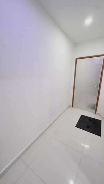 Ground Floor Shophouse Near Telok Ayer Mrt, , 900 sqft, Shop / Shophouse For Rent, by Lance Teo, 500177231 - Interior - CommercialGuru.com.sg