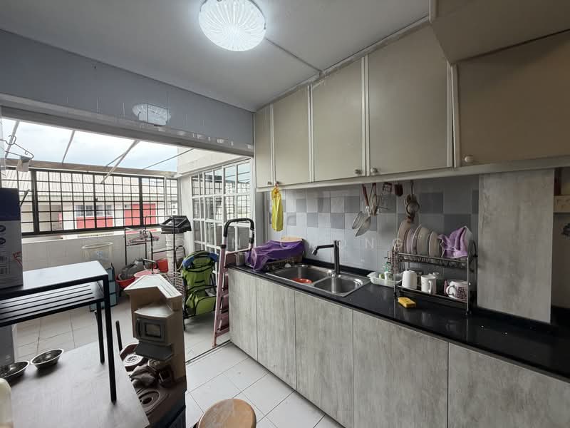 261 Bishan Street 22, 261 Bishan Street 22, 4 Bedrooms, 1,572 sqft, HDB Flat For Rent, by John Chong, 500177238 - Kitchen - PropertyGuru.com.sg