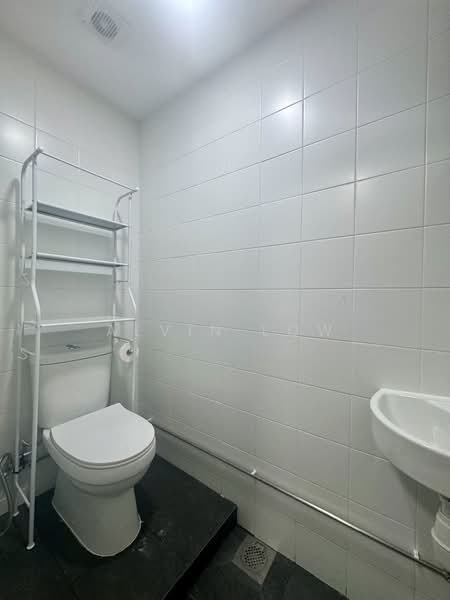 Guilin View, 20 Bukit Batok Street 52, Studio, 150 sqft, Condominium For Rent, by Alvin Low, 500177242 - Bathroom - PropertyGuru.com.sg