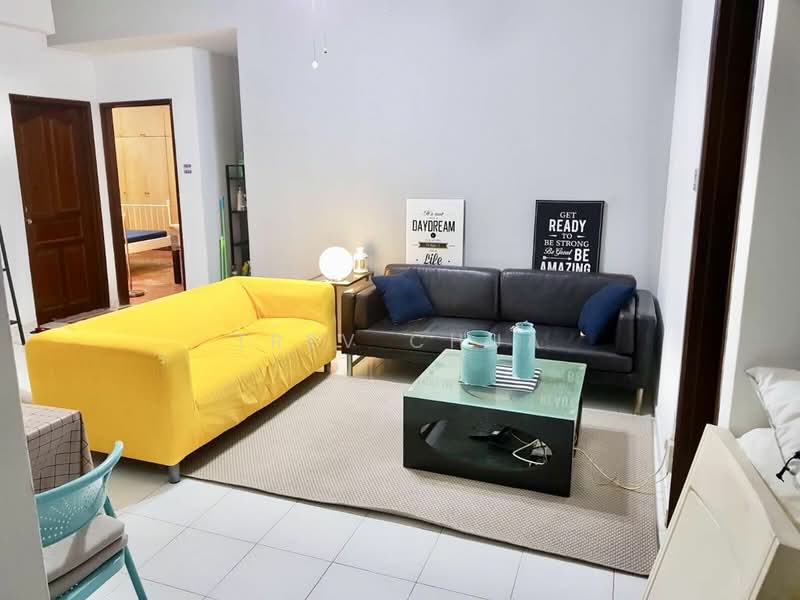 Balestier Regency, 4 Jalan Ampas, Room Rental, 200 sqft, Apartment For Rent, by Trev Chua, 500177243 - Living Room - PropertyGuru.com.sg