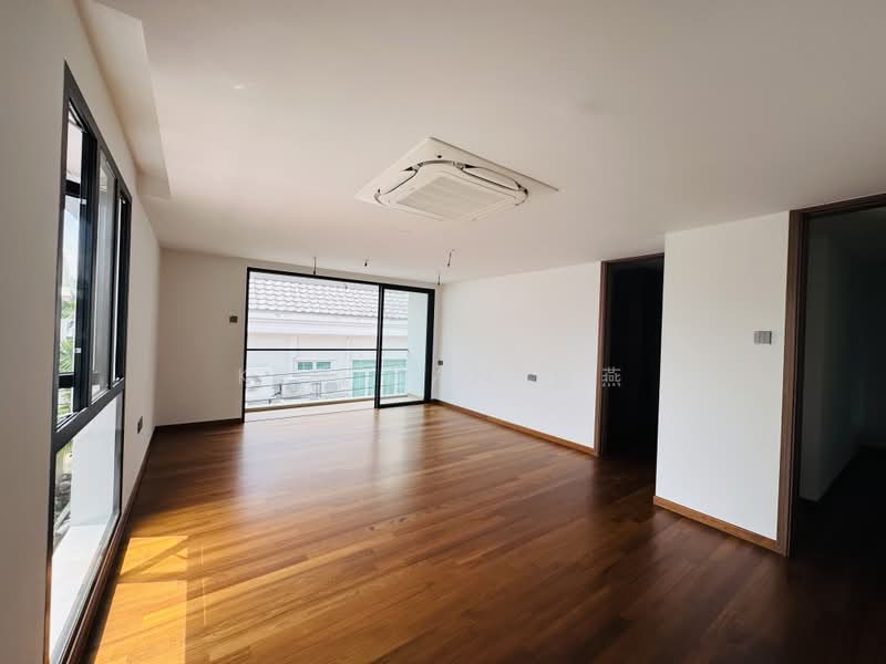 Brand New Semi-D, 4 levels with Lift and Pool, high quality interior and exterior, Serangoon Garden Estate - call 8130 3636 to view!, 6 Bedrooms, 7,460 sqft, Semi-Detached House For Sale, by Kim Yan 金燕, 500177245 - Interior - PropertyGuru.com.sg