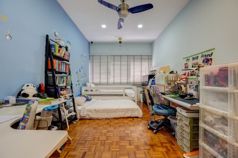 Village Tower, 35 Mount Sinai Rise, 3 Bedrooms, 1,808 sqft, Condominium For Sale, by Jeric Leong, 500177252 - Bedroom - PropertyGuru.com.sg