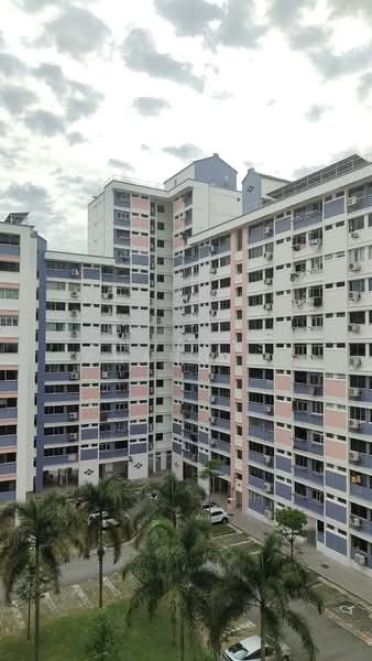 413 Choa Chu Kang Avenue 3, 413 Choa Chu Kang Avenue 3, 3 Bedrooms, 1,119 sqft, HDB Flat For Sale, by Andreas Chang Shin Ae, 500177259 - Exterior - PropertyGuru.com.sg