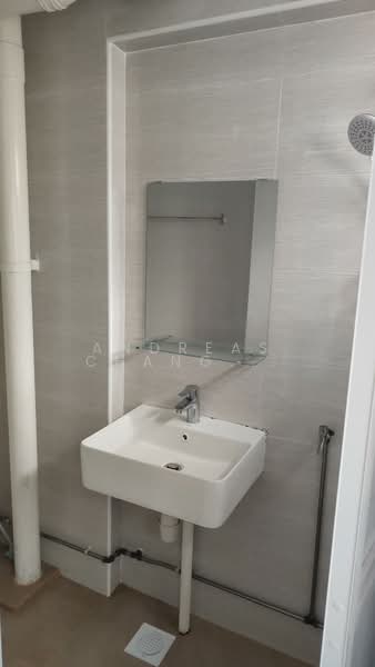 413 Choa Chu Kang Avenue 3, 413 Choa Chu Kang Avenue 3, 3 Bedrooms, 1,119 sqft, HDB Flat For Sale, by Andreas Chang Shin Ae, 500177259 - Bathroom - PropertyGuru.com.sg
