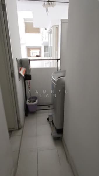 The Centris, 87 Jurong West Central 3, Room Rental, 120 sqft, Apartment For Rent, by Samuel Tan, 500177261 - Washing Machine & Dryer Area - PropertyGuru.com.sg