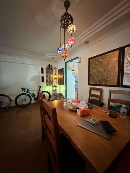 667 Hougang Avenue 4, 667 Hougang Avenue 4, 3 Bedrooms, 1,108 sqft, HDB Flat For Sale, by Ahmad Ibrahim, 500177262 - Dining Room - PropertyGuru.com.sg