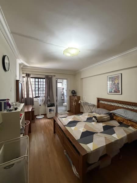 667 Hougang Avenue 4, 667 Hougang Avenue 4, 3 Bedrooms, 1,108 sqft, HDB Flat For Sale, by Ahmad Ibrahim, 500177262 - Bedroom - PropertyGuru.com.sg