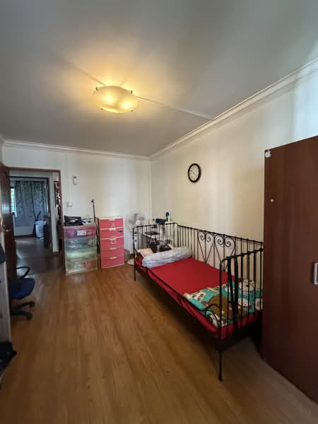 667 Hougang Avenue 4, 667 Hougang Avenue 4, 3 Bedrooms, 1,108 sqft, HDB Flat For Sale, by Ahmad Ibrahim, 500177262 - Bedroom - PropertyGuru.com.sg