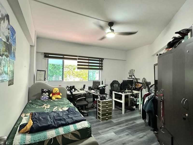 444 Jurong West Avenue 1, 444 Jurong West Avenue 1, 3 Bedrooms, 1,453 sqft, HDB Flat For Sale, by Siti Hasyimah Hassan, 500177263 - Bedroom - PropertyGuru.com.sg