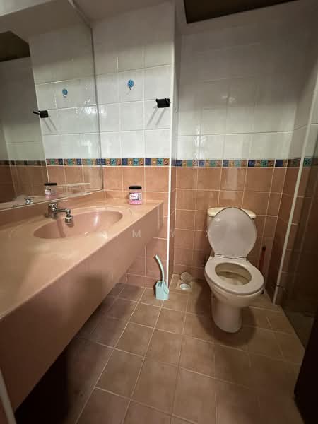 629 Senja Road, 629 Senja Road, 3 Bedrooms, 968 sqft, HDB Flat For Rent, by Lim Y X, 500177268 - Bathroom - PropertyGuru.com.sg