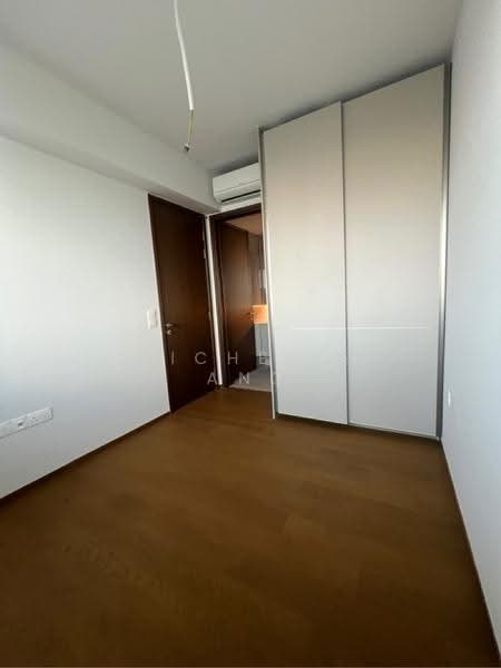 Grand Dunman, 10 Dunman Road, East Coast / Marine Parade, 2 Bedrooms, 775 sqft, Condominium For Sale, by Michelle Ang, 500177270 - Common bedroom attached to jack & Jill door to toilet - PropertyGuru.com.sg