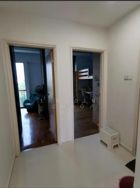 Astoria Park, 32 Lorong Mydin, 2 Bedrooms, 958 sqft, Condominium For Rent, by Lincoln Choo, 500177276 - Living Room - PropertyGuru.com.sg