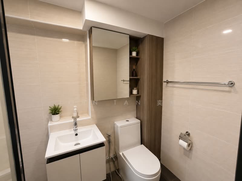 519 Pasir Ris Street 52, 519 Pasir Ris Street 52, 4 Bedrooms, 1,378 sqft, HDB Flat For Sale, by John Tan 奕欣, 500177278 - Bathroom - PropertyGuru.com.sg